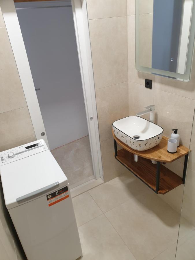 Apartments Gabi Omis Luaran gambar